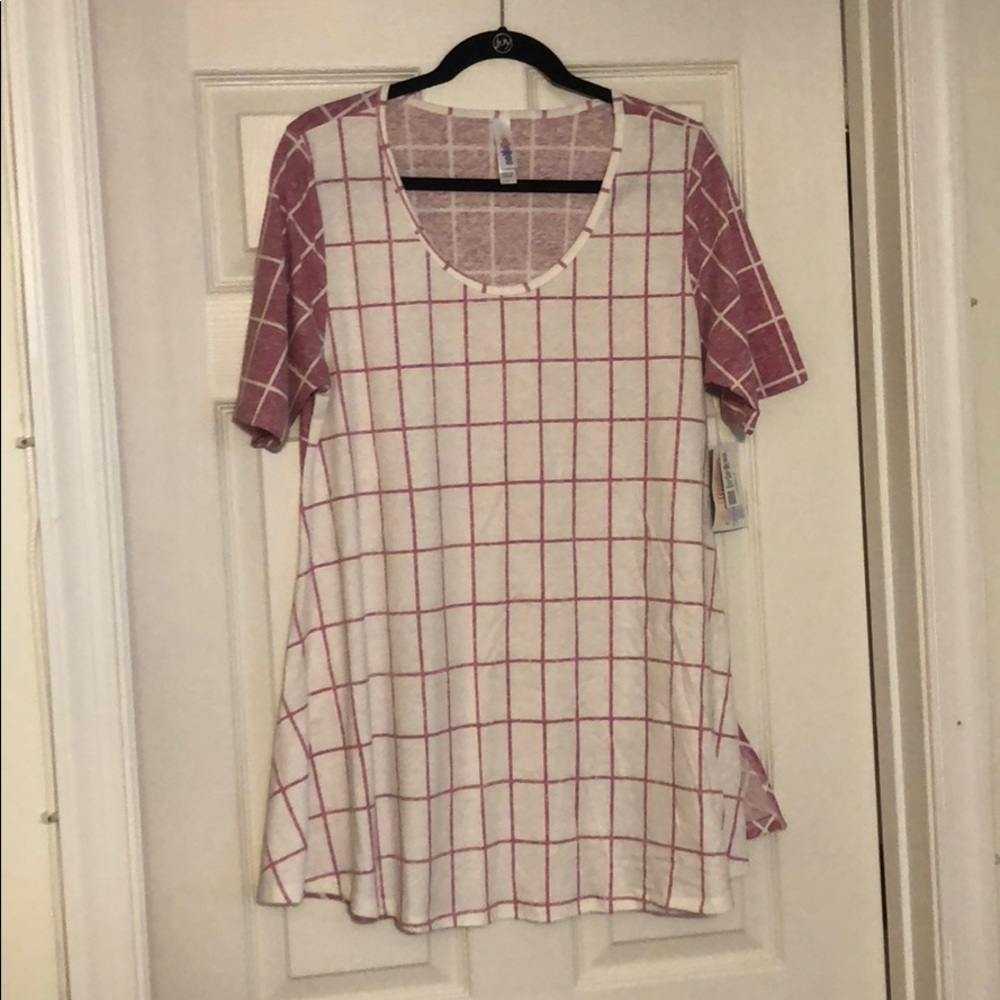Large LuLaRoe perfect tee